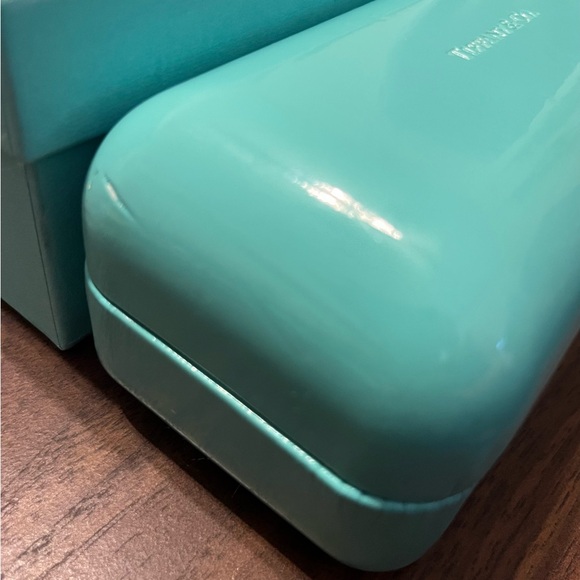 Tiffany & Co. Blue Glasses Case Set - Picture 3 of 6